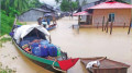 চট্টগ্রাম-কক্সবাজারে বন্যার অবনতি, রান্নায় সংকট