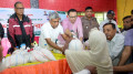 চট্টগ্রামে পানিবন্দি পরিবারের মাঝে ত্রাণ বিতরণ করলেন প্রতিমন্ত্রী অনিন্দ্য