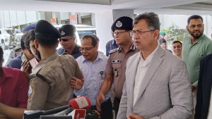 বেনজীরকে ফিরিয়ে দিতে এখনো জবাব দেয়নি দুবাই: স্বরাষ্ট্রমন্ত্রী
