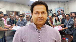 বাপ্পারাজ আসলে কোন পক্ষের