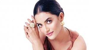 রইদের আলোয়...
