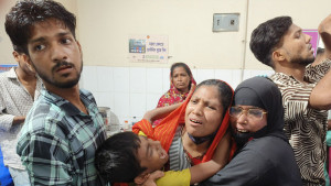 ‘ক্যাডা মোর ল্যাহাপড়ার খরচ দেবে?’