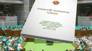 সরকার ও বিরোধী দলের দূরত্ব কমেনি