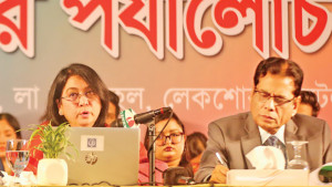 সরকারের জন্য বড় সুযোগ একই সঙ্গে কঠিন পরীক্ষা