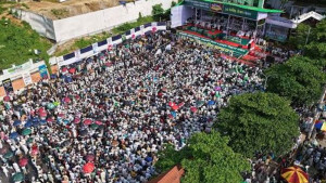 সরকারের সময় ফুরিয়ে যাচ্ছে