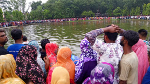 পুকুরে ডুবে যাওয়া শিক্ষার্থীর লাশ উদ্ধার করলেন জেলে