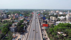 সীতাকুণ্ডের ৪২ কিলোমিটারে  ১৭ হাটবাজার, তীব্র যানজট