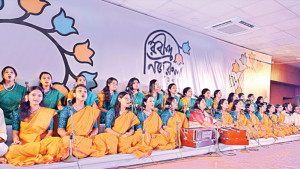 দুই কবির দর্শন ধারণের আহ্বান