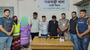 অস্ত্র সরবরাহকারী সজলসহ গ্রেপ্তার ৪, পিস্তল উদ্ধার 