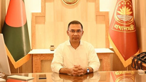 গ্রেট হলে প্রধানমন্ত্রীকে উষ্ণ অভ্যর্থনা