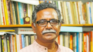 সরকার বদলালেও নীতিনির্ধারক বদলায় না