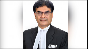জামায়াতপন্থি ১৮ আইন কর্মকর্তার পদত্যাগ ‘রাজনৈতিক স্ট্যান্টবাজি’: বিএনপির আইন সম্পাদক 