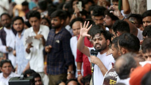 এখানেই শেষ নয়: সাত দিনের আল্টিমেটাম দিলেন ককরোচপ্রধান
