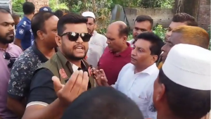 মাইকে ঘোষণা দিয়ে ছিনিয়ে নেওয়া হলো বিএনপি নেতাকে