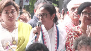 বাংলাদেশে কাকে দিয়ে খুন করিয়েছিলেন সবটাই জানি: মমতা বন্দ্যোপাধ্যায়
