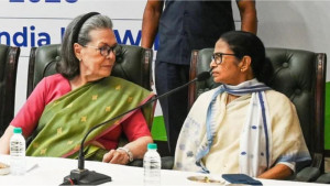 কংগ্রেসের সঙ্গে কি মমতার দল একীভূত হচ্ছে