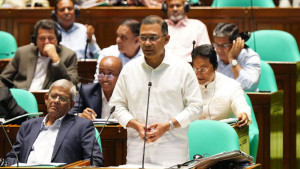 বিরোধীদের আসনের তদারকিতে বিএনপির নারী এমপি কেন, ব্যাখ্যা দিলেন প্রধানমন্ত্রী