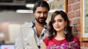 ‘বনলতা এক্সপ্রেস’-এর পর এক সিনেমায় রাজ-সাবিলা