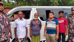 ভারত থেকে ঠেলে পাঠানো সেই ব্যক্তিকে পরিবারে হস্তান্তর