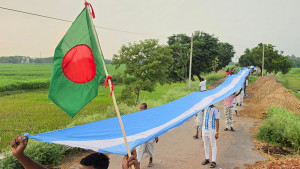 ২০২২ ফুট দৈর্ঘ্যের পতাকা তৈরি, সাড়া ফেলেছেন আর্জেন্টিনা সমর্থকরা