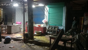 খাবার দিতে দেরি হওয়ায় রেস্টুরেন্টে হামলা, ককটেল বিস্ফোরণ