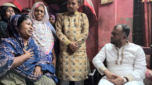 গুলিবিদ্ধ সেই স্কুলছাত্রের চিকিৎসা সহায়তায় কুসিক প্রশাসক