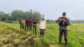 নওগাঁ সীমান্তে পুশইন ঠেকাতে কঠোর অবস্থানে বিজিবি