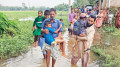 মাটির সঙ্গে মিশে গেছে  বাসুড়া বাজার সড়ক