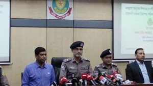 ঈদের ছুটিতে টাকা-গহনা আত্মীয়র বাসায় নইলে থানায় রাখুন: ডিএমপি কমিশনার 