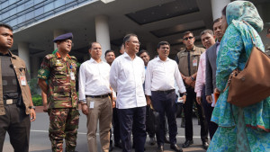 হঠাৎ সাক্ষাতে পদোন্নতি বঞ্চিত চিকিৎসকদের কথা শুনলেন প্রধানমন্ত্রী