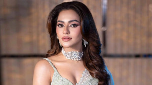 আমাদের শুধু নিজের মতো থাকতে দিন, তাহলেই চলবে: নুসরাত