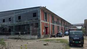 পোশাক কারখানার বৈদ্যুতিক সাব-স্টেশনে ডাকাতি