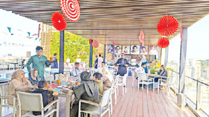 পেনিনসুলার ‘আড্ডা অ্যান্ড নস্টালজিয়া’