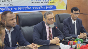 চালকরা ৮ ঘণ্টার জায়গায় ১৪ ঘণ্টা গাড়ি চালানোয় দুর্ঘটনা বাড়ছে: বিআরটিএ চেয়ারম্যান