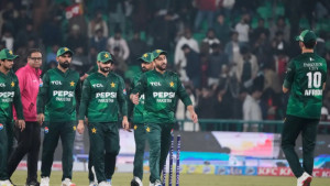 শ্রীলঙ্কায় নারী কর্মীকে হেনস্তার অভিযোগ পাকিস্তানি ক্রিকেটারের বিরুদ্ধে
