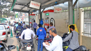 পেট্রোল-অকটেন সরবরাহ বাড়িয়েছে বিপিসি