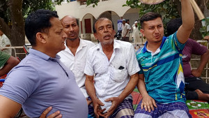 শৈলকূপা ও নওগাঁয় বজ্রপাতে ৩ কৃষকের মৃত্যু, আহত ৬
