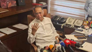 তেলের অভাবে কারও গাড়ি কি বন্ধ হয়ে গেছে, প্রশ্ন জ্বালানি মন্ত্রীর