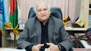 পদত্যাগ করেছেন ইউজিসি চেয়ারম্যান অধ্যাপক ফায়েজ