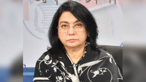 নিয়ন্ত্রক সংস্থায় রাজনৈতিক হস্তক্ষেপ বন্ধ করতে হবে