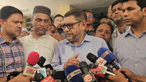হামে আর যেন কোনো মায়ের বুক খালি না হয়: স্বাস্থ্যমন্ত্রী