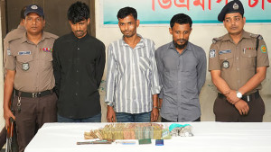 গির্জায় ঢুকে ‘ফাদারের’ হাত-পা বেঁধে আড়াইলাখ টাকা লুট, গ্রেপ্তার ৩