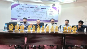 সফল লেখক হতে সমাজকে গভীরভাবে পর্যবেক্ষণ করতে হবে