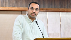 মানবিক ও জনমুখী রাজনীতির অনন্য দৃষ্টান্ত স্থাপন করেছে সরকার: মাহদী আমিন