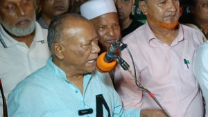 কুমিল্লা ইপিজেডের বর্জ্যে ক্ষতিগ্রস্ত কৃষকদের ক্ষতিপূরণ দিতে হবে: পরিবেশমন্ত্রী