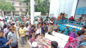সিলেটে ট্রাক-পিকআপ সংঘর্ষে নারীসহ ৮ শ্রমিক নিহত