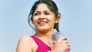 গরমে সুস্থ থাকতে  কী খাবেন