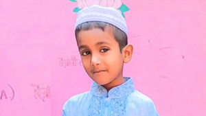 পলাশে পায়ুপথে বাতাস  ঢুকিয়ে শিশুকে হত্যা