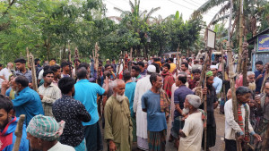 শ্রম বিক্রির হাটেও মজুরি চড়া
