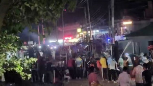 থমথমে জাউয়াবাজারে  সেনা-পুলিশের টহল